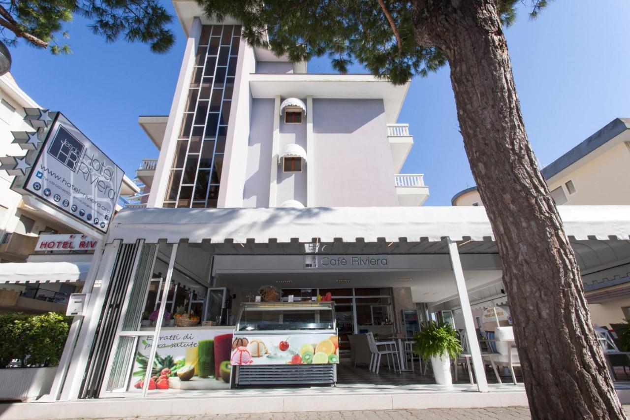 Riviera 3*